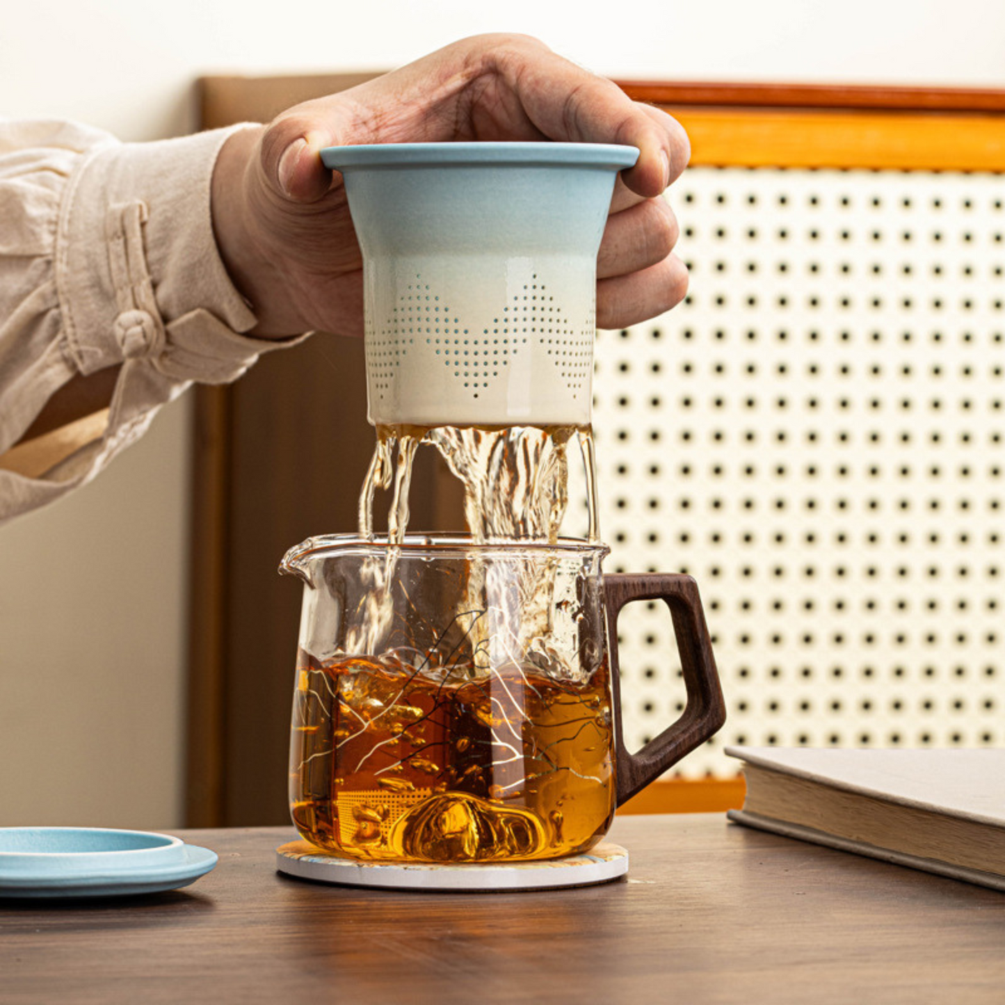 Rivers & Mountains Gongfu Tea Set – Glass Teapot & 4 Ceramic Cups