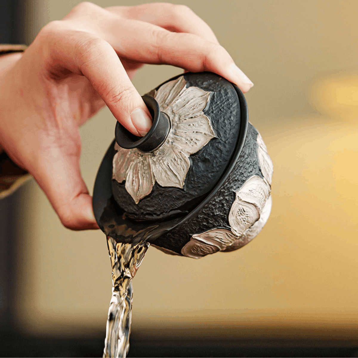 Obsidian Silver Zisha – Lotus Gaiwan Set