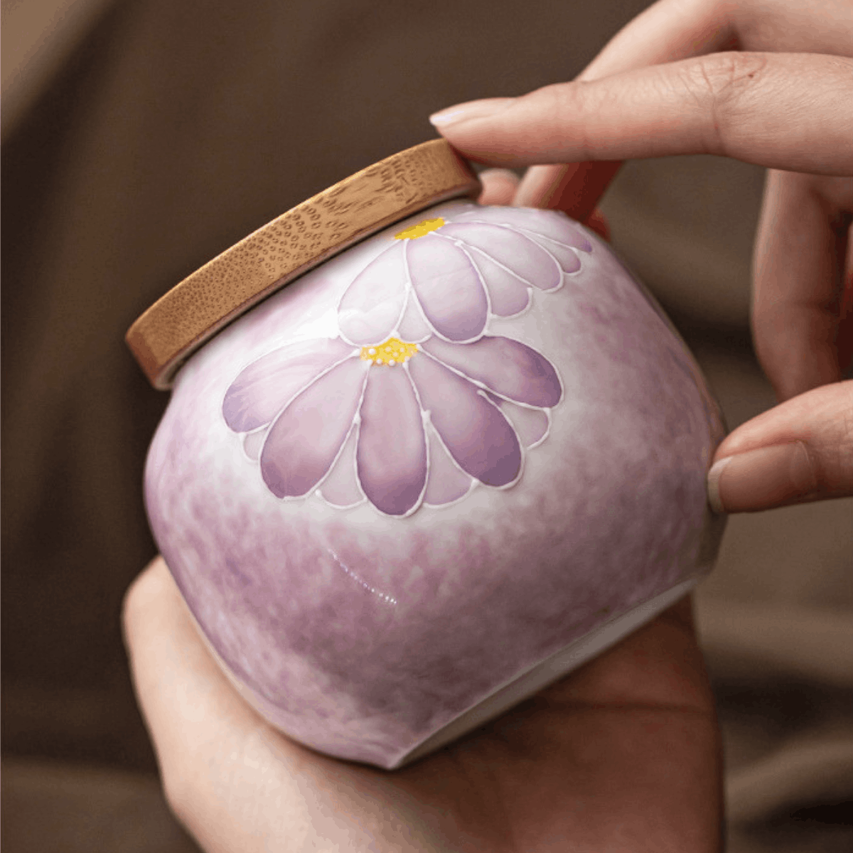 Amethyst Daisy – Airtight Tea Canister