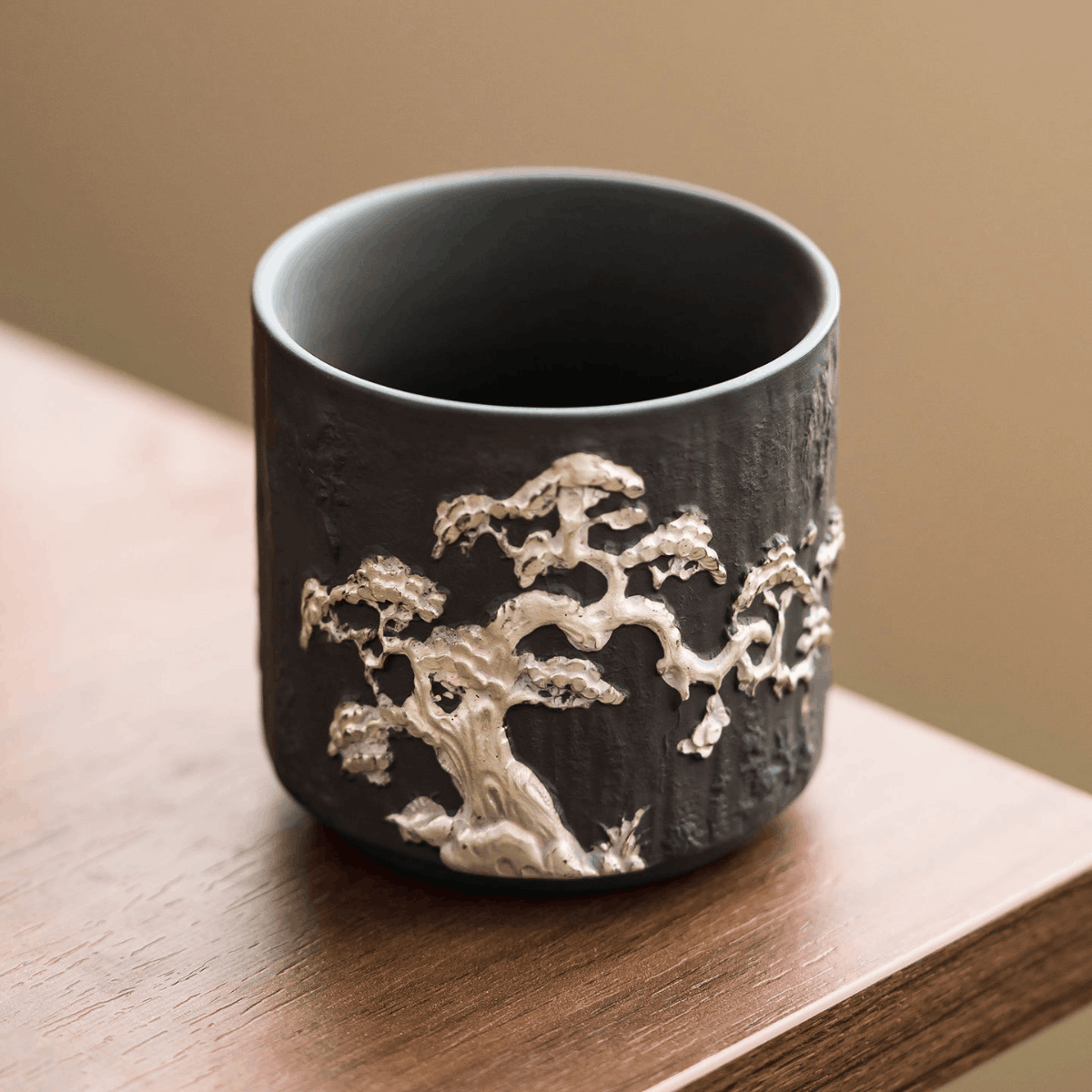 Obsidian Silver Zisha – Pine Cylindrical Teacup