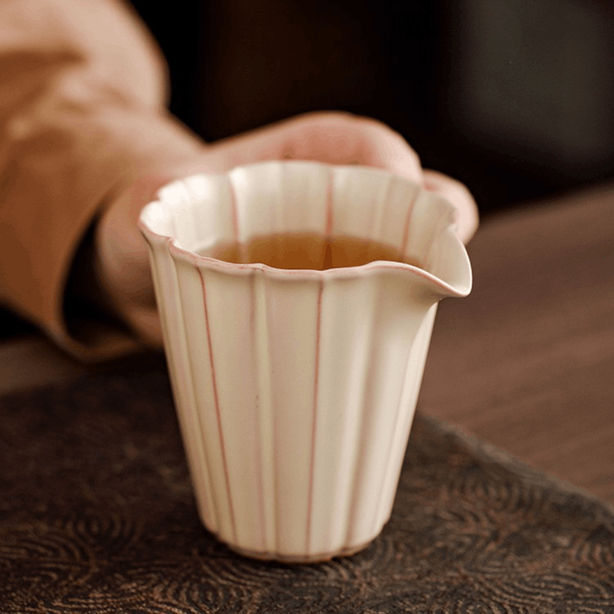 IvoryJade-Lotus Pitcher