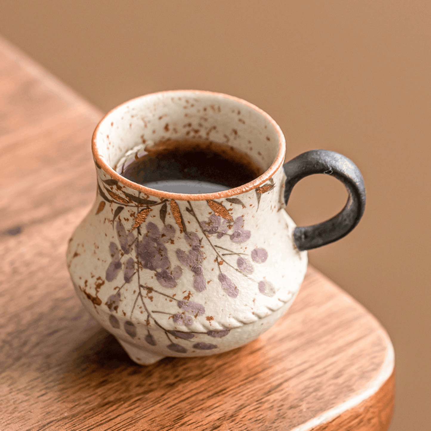 Wisteria Whisper – Tripod Grace Cup