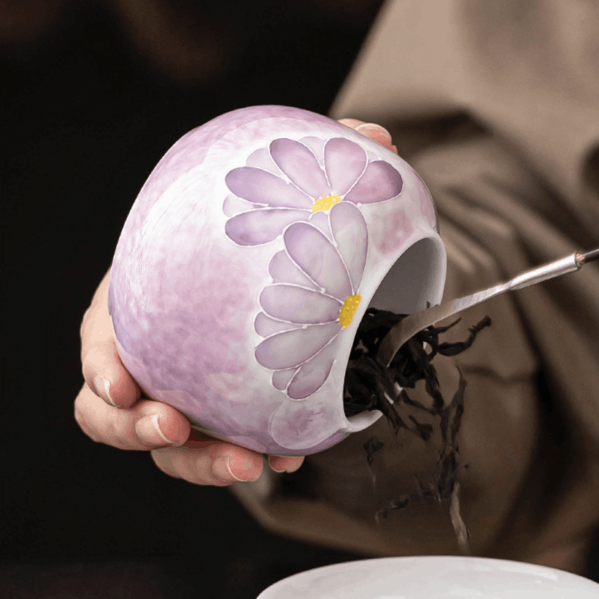 Amethyst Daisy – Airtight Tea Canister