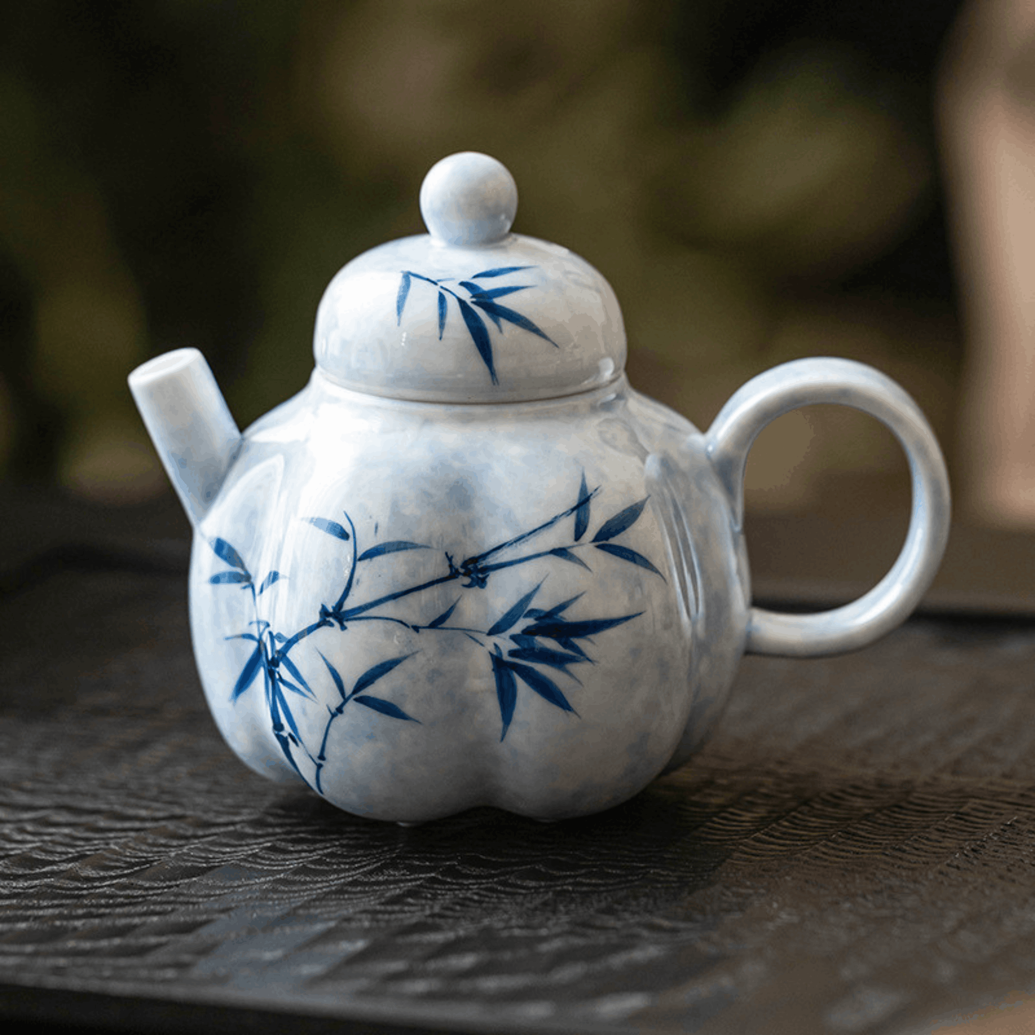 Ink Bamboo – Gourd Teapot
