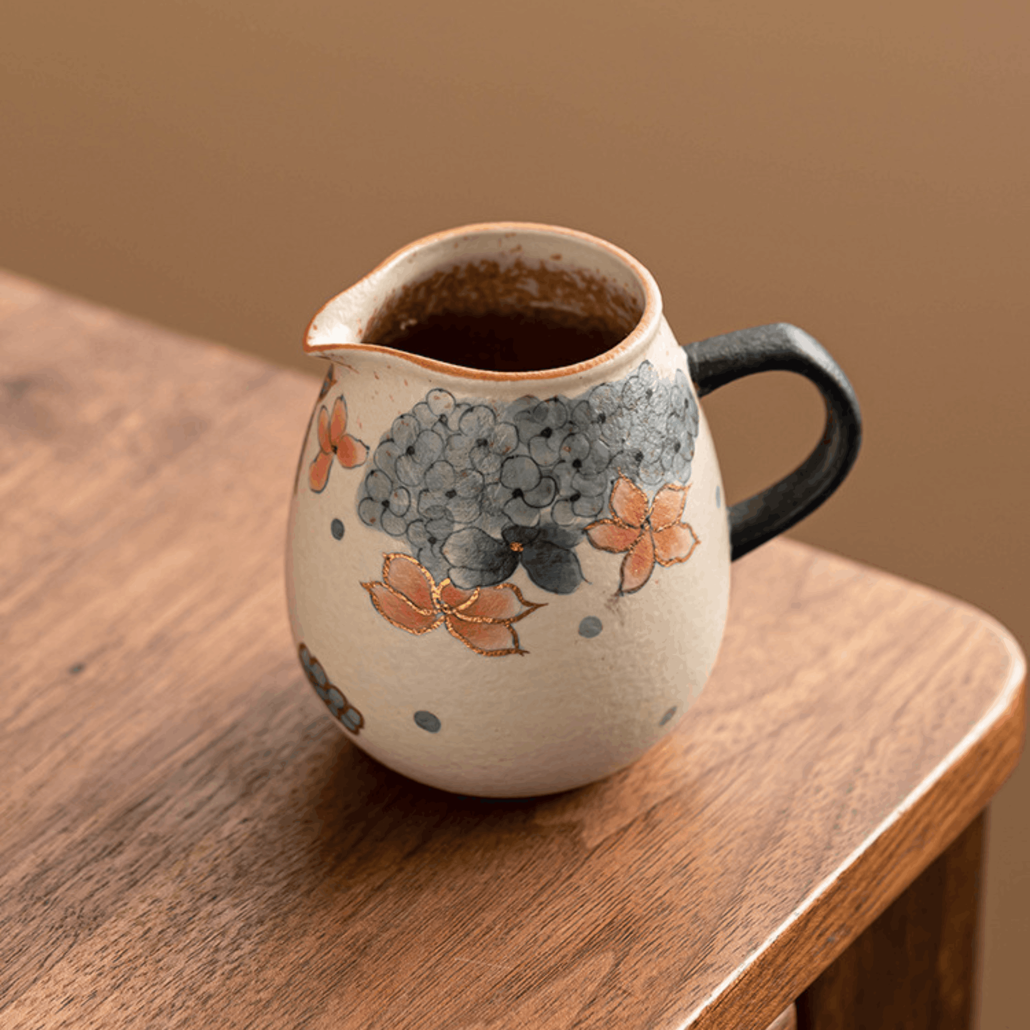 Golden Hydrangea – Fairness Pitcher