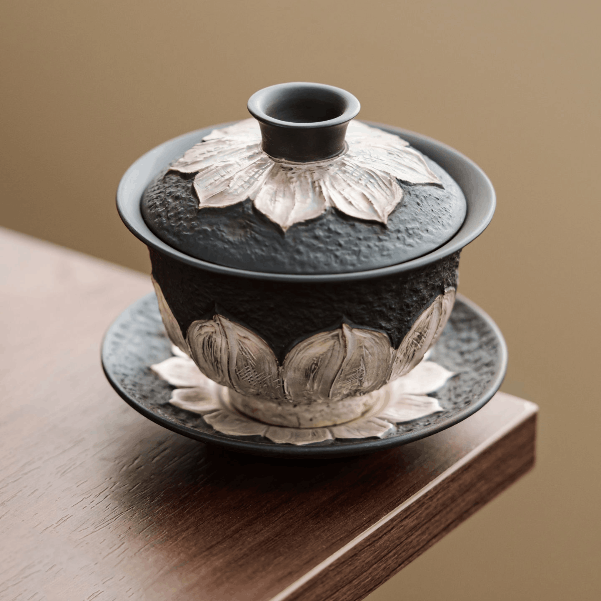 Obsidian Silver Zisha – Lotus Gaiwan Set
