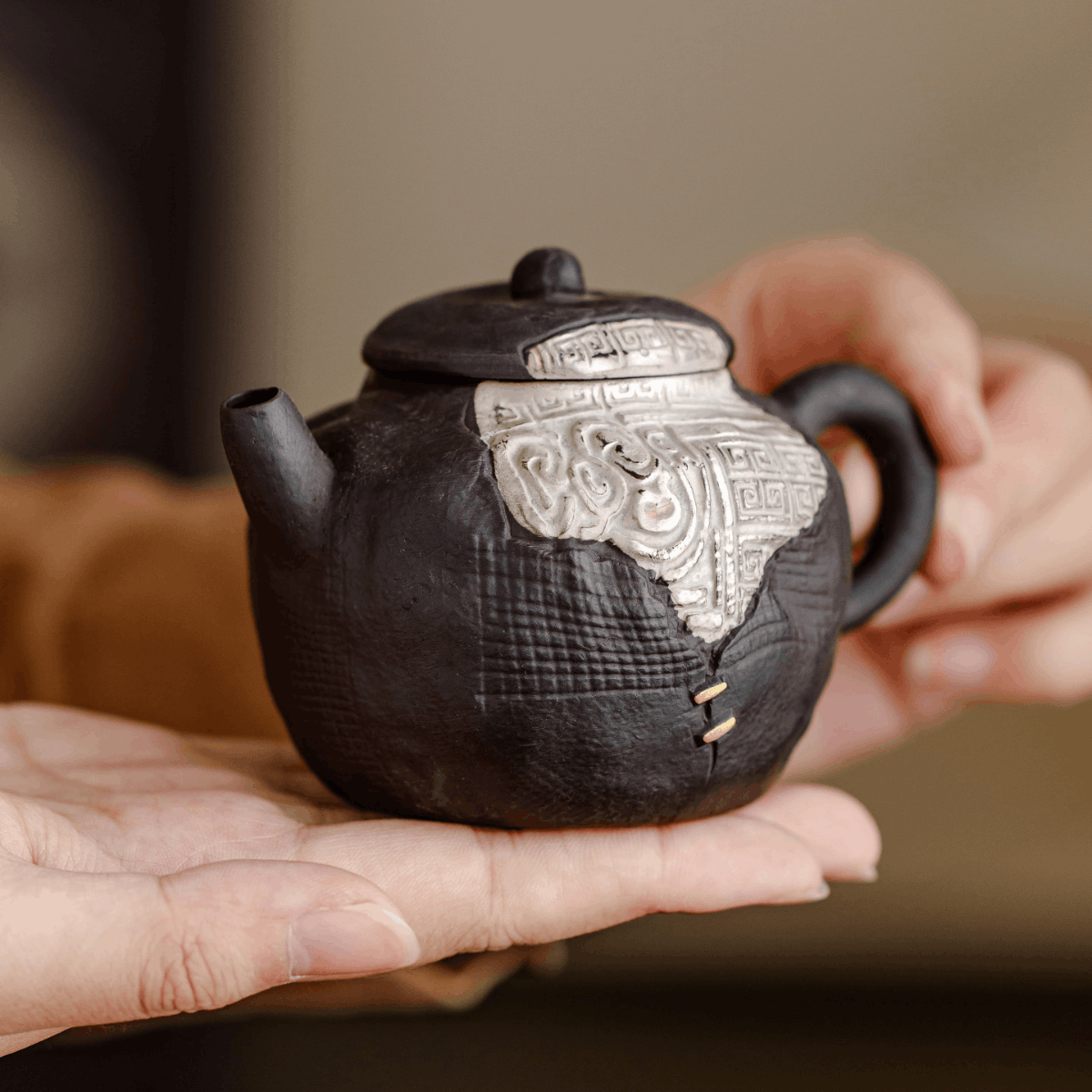 Obsidian Silver Zisha – Huiwen General Teapot