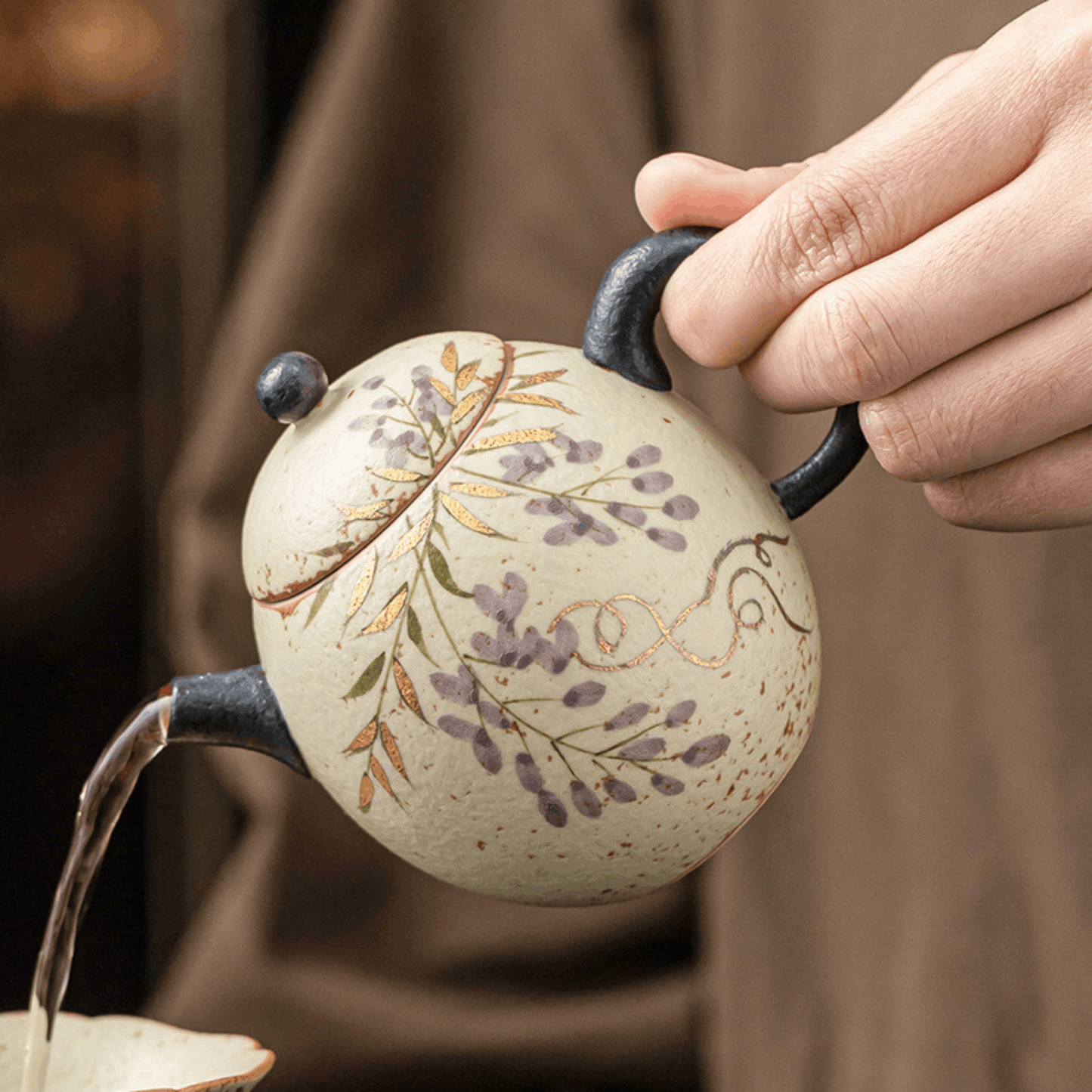 Wisteria Whisper – Dragon Egg Teapot