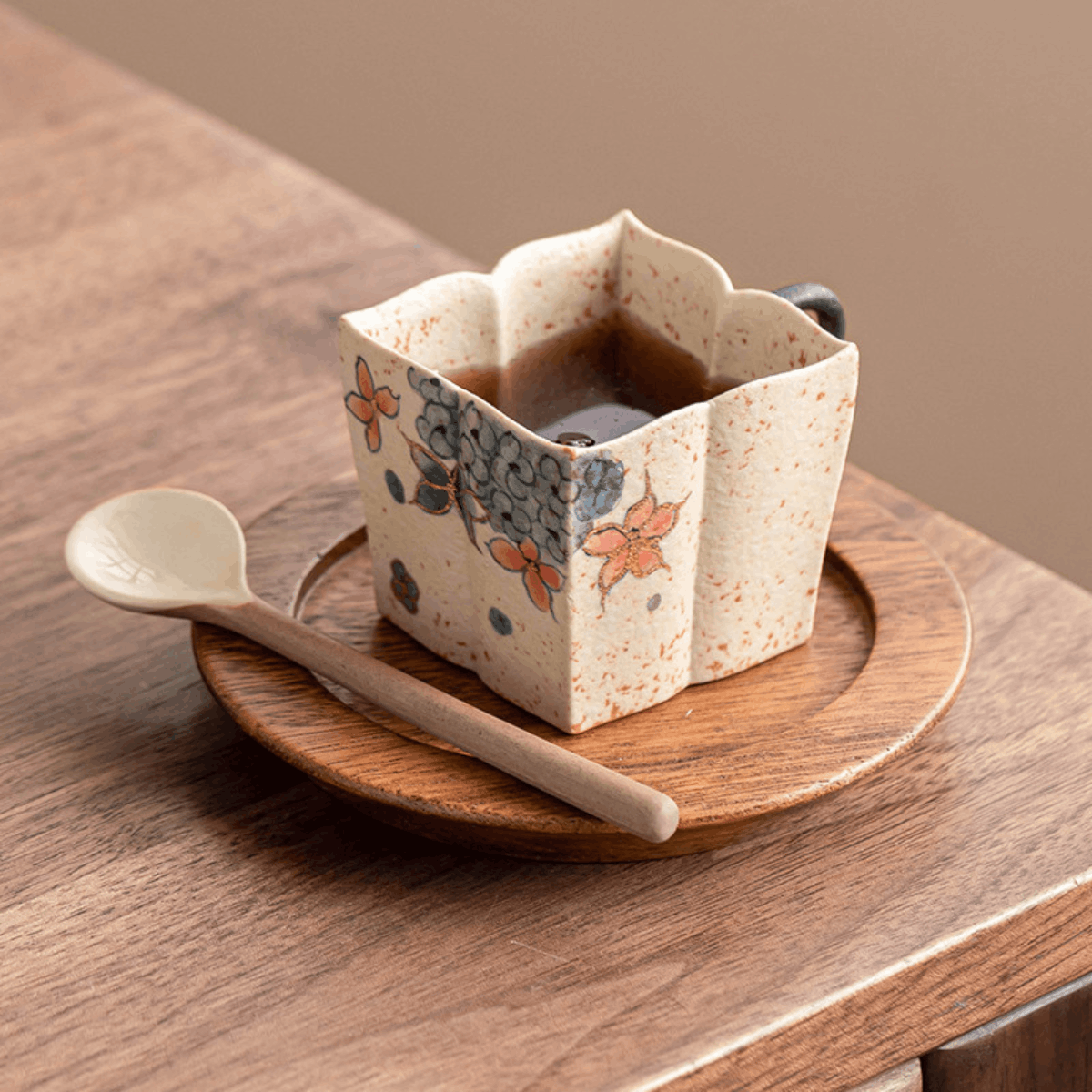 Golden Hydrangea — Square Petal-Rim Handled Mug