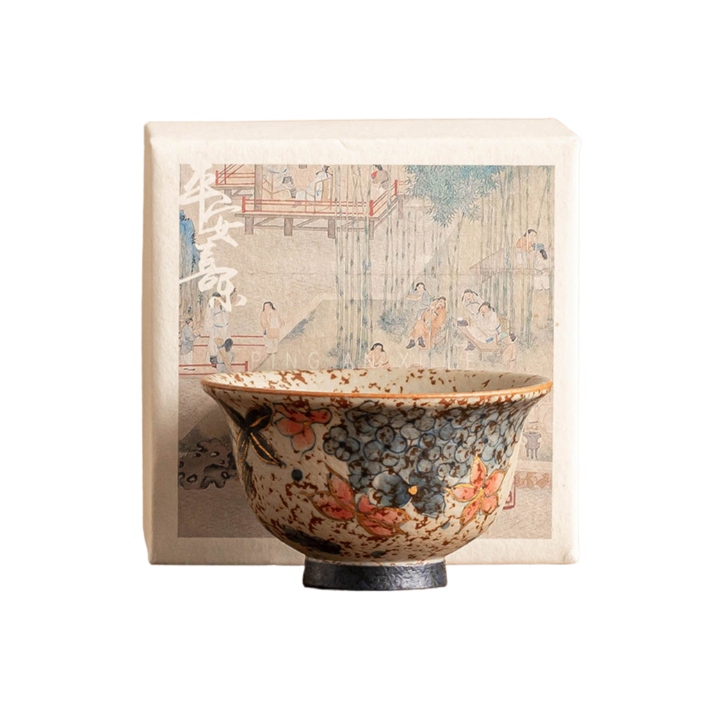 Golden Hydrangea – Comfort Grip Cup