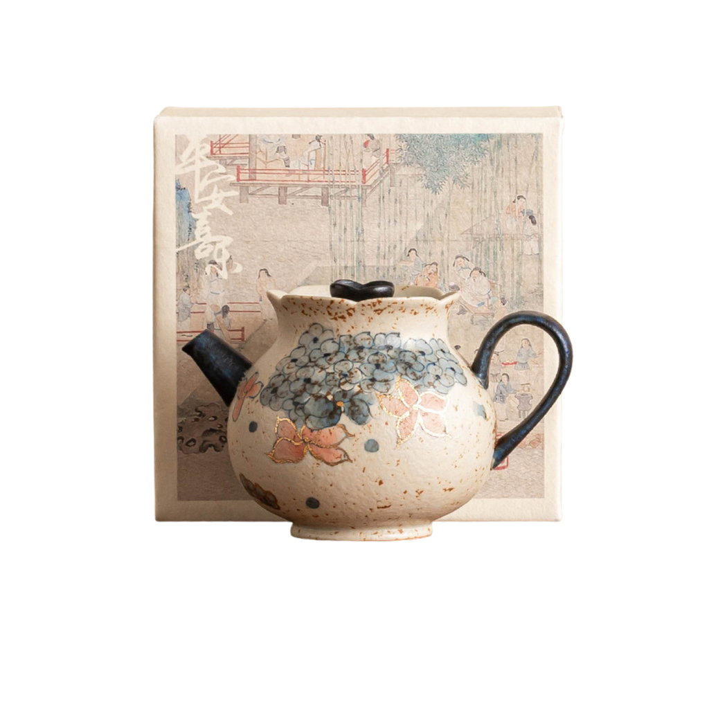 Golden Hydrangea – Bud Teapot