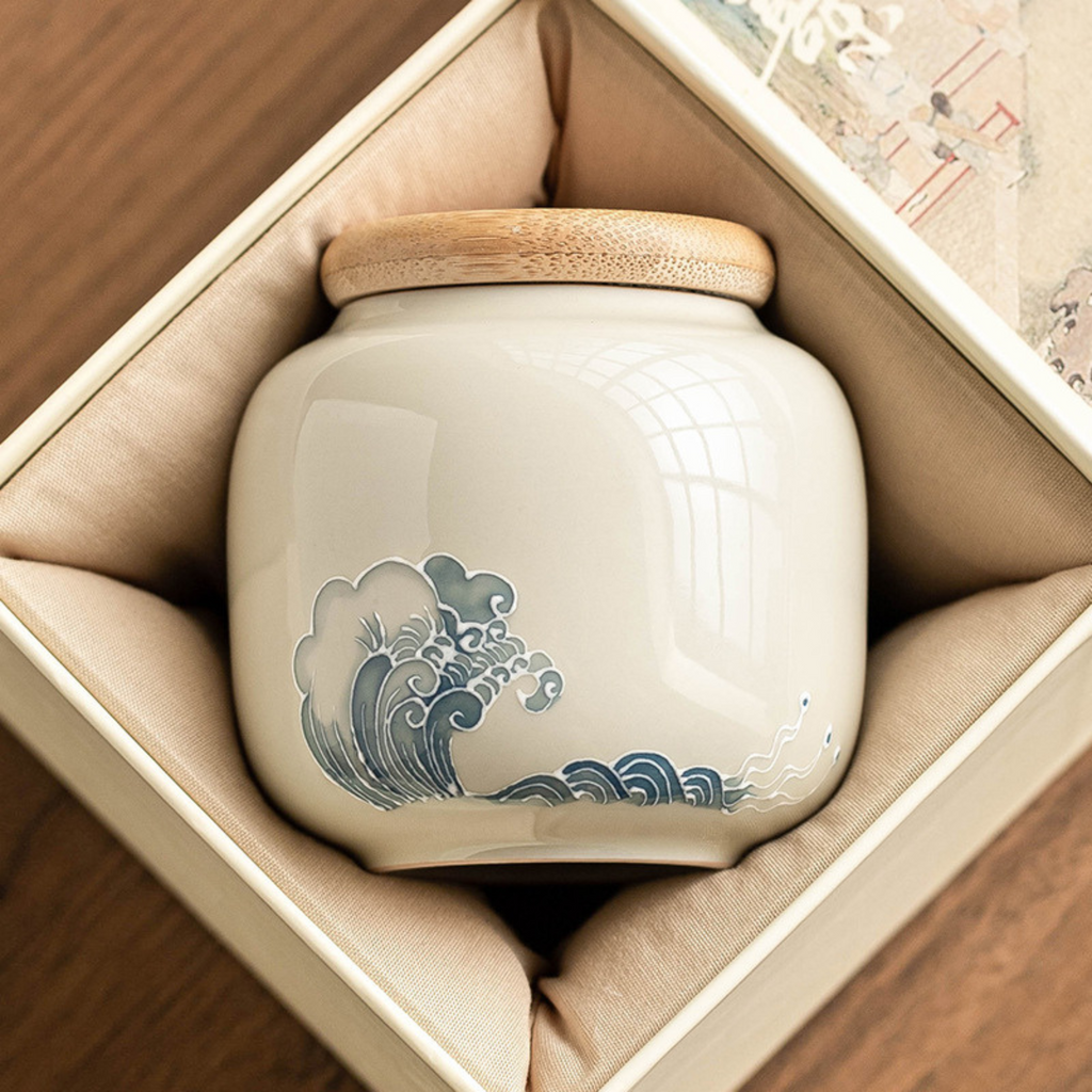 Relief Ocean Wave – Ceramic Tea Caddy